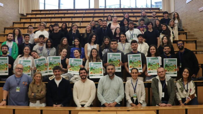 Foto de familia con todas as persoas participantes Foto de familia con todas as persoas participantes