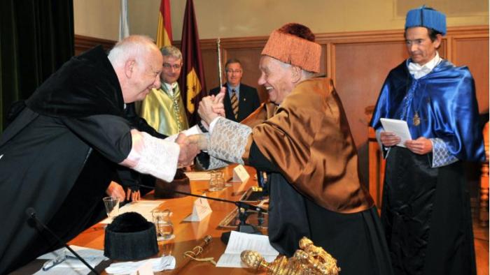 Amable Liñán xa forma parte do claustro de doutores honoris causa da USC Amable Liñán xa forma parte do claustro de doutores honoris causa da USC