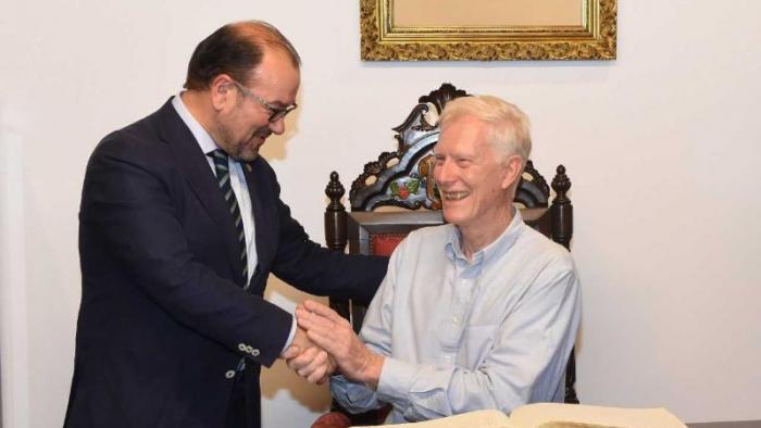 A USC inviste este venres doutor ‘honoris causa’ ao investigador en Ciencias Forestais Klaus von Gadow na EPS de Enxeñaría A USC inviste este venres doutor ‘honoris causa’ ao investigador en Ciencias Forestais Klaus von Gadow na EPS de Enxeñaría