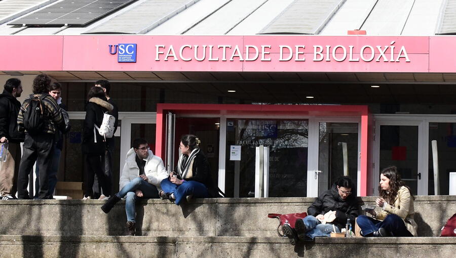 Facultade de Bioloxía. Foto: Santi Alvite