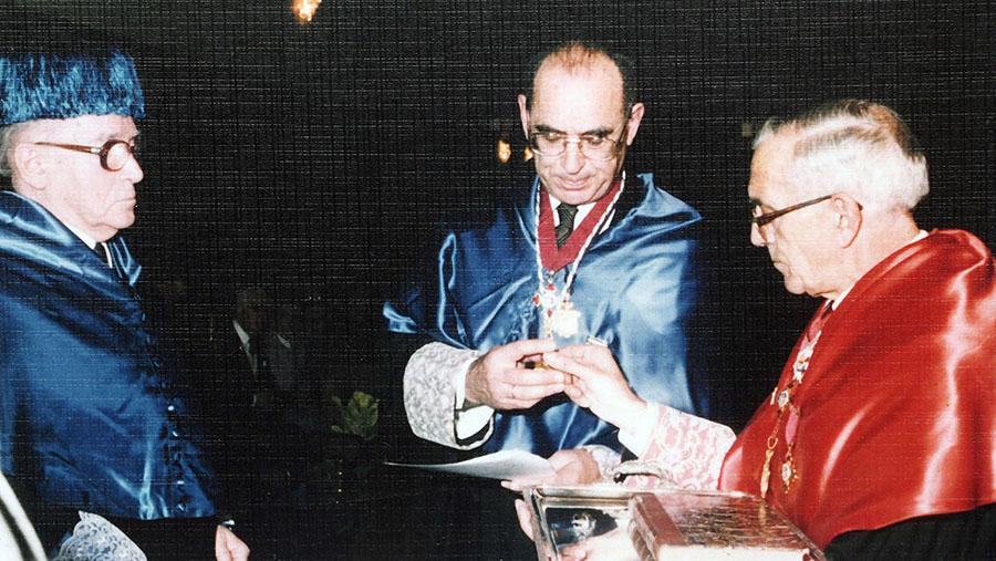 Investidura de Isidro Parga Pondal Investidura de Isidro Parga Pondal