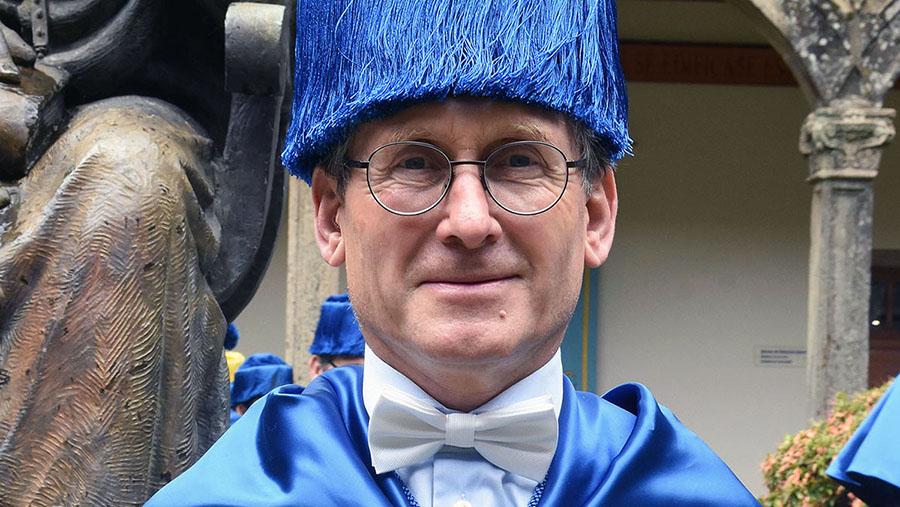 Bernard L. Feringa Bernard L. Feringa