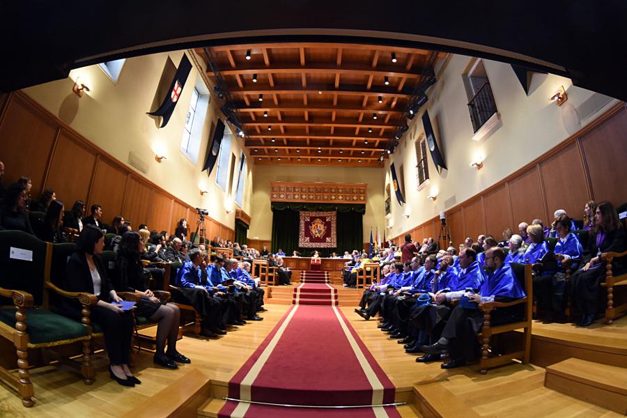 Salón nobre durante o acto Salón nobre durante o acto