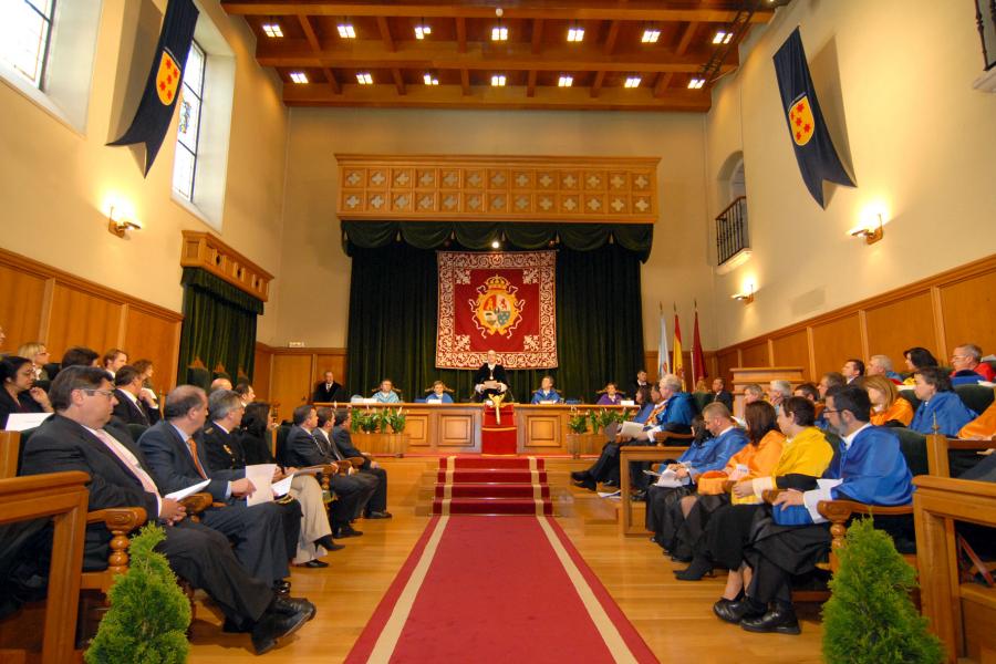 Salón nobre durante o acto Salón nobre durante o acto