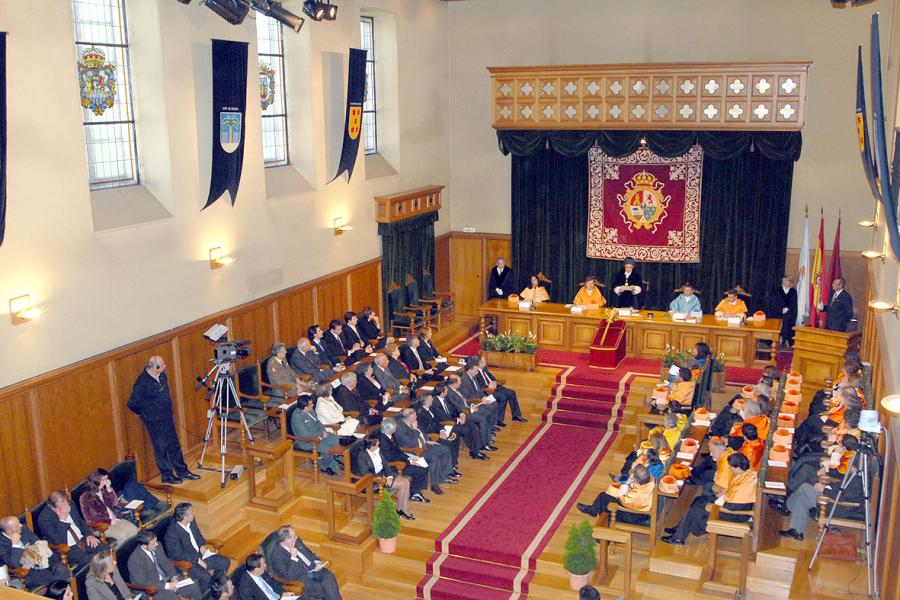 Salón nobre durante o acto Salón nobre durante o acto