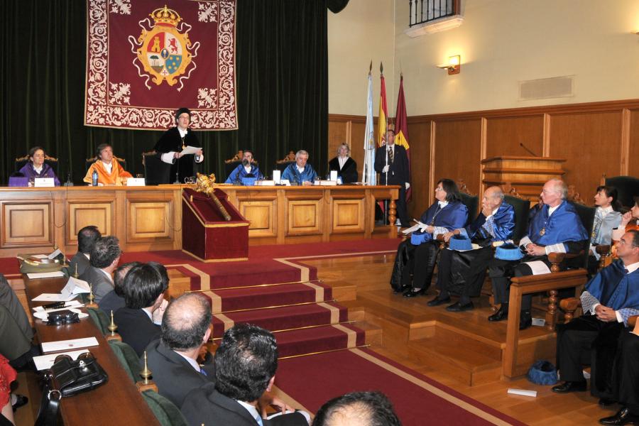 Momento do discurso do reitor Momento do discurso do reitor