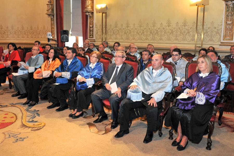 Asistentes ao acto Asistentes ao acto