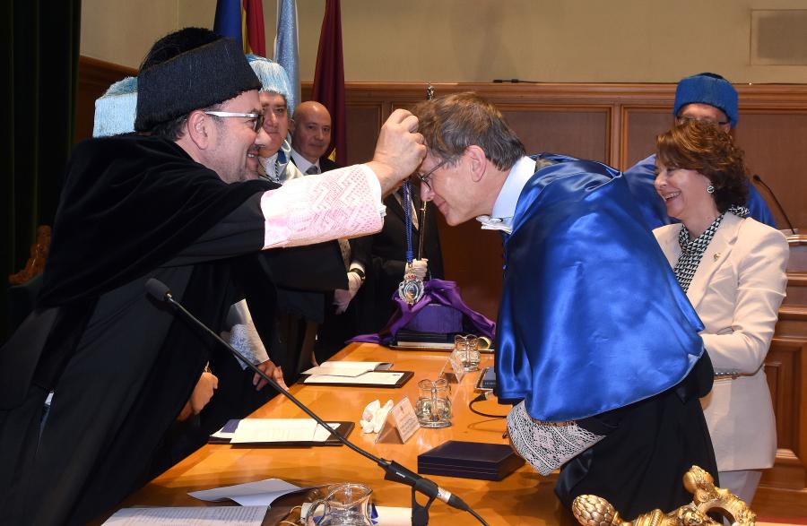 Colocación da medalla