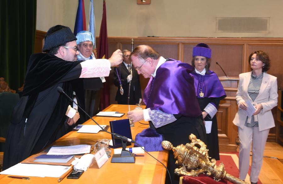 Colocación da medalla