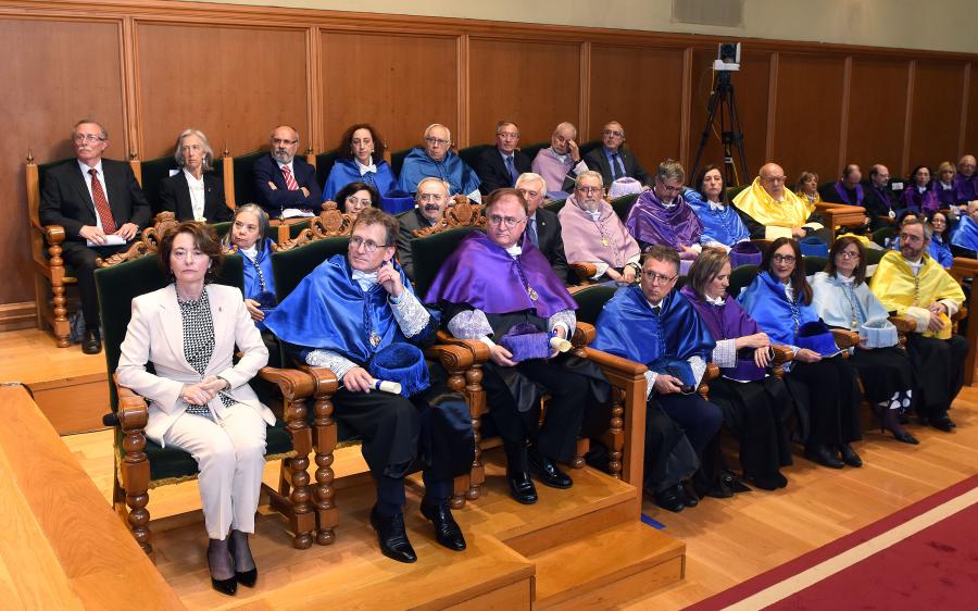 Os homenaxeados e autoridades académicas