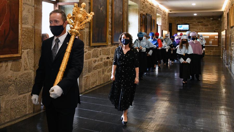 Acto de investidura de Fernando J. Devoto. FOTO: Santi Alvite