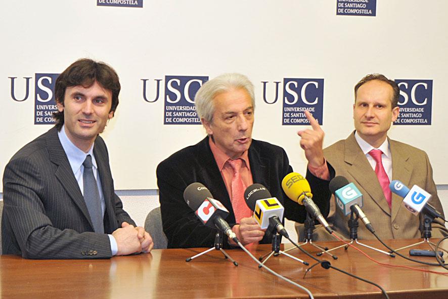 Jorge Mira, Albert Fert e José María de Teresa na rolda de prensa