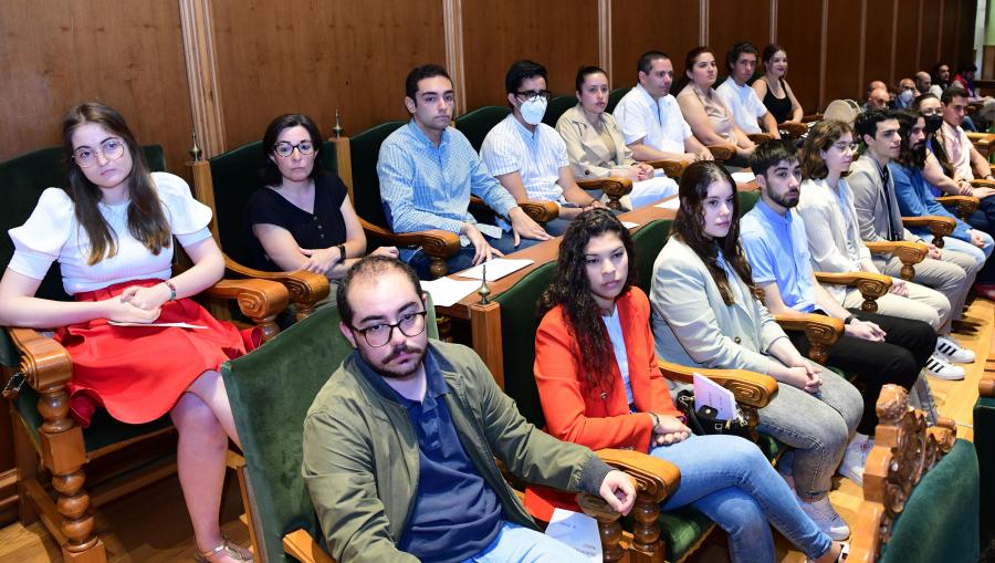 Participantes na clausura da sétima edición do proxecto Mentoring USC. FOTO: Santi Alvite