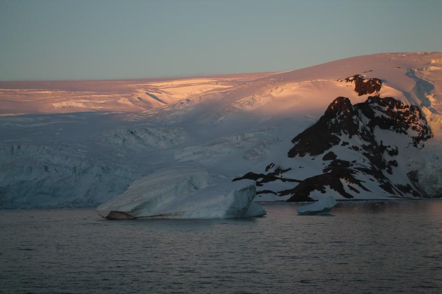 O proxecto PARANTAR procura reconstrución temporal e espacial do proceso de deglaciación do arquipélago das Shetland do Sur