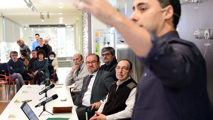 Acto de presentación do Meteorito de Traspena. FOTO: Santi Alvite