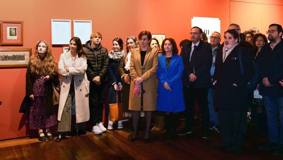 Pilar Murias, vicerreitora de Estudantes e Cultura; Dulce García Mella, secretaria xeral da USC; e Gumersindo Feijoo, vicerreitor de Transformación Dixital e Innovación, entre os asistentes. FOTO: Santi Alvite Pilar Murias, vicerreitora de Estudantes e Cultura; Dulce García Mella, secretaria xeral da USC; e Gumersindo Feijoo, vicerreitor de Transformación Dixital e Innovación, asistiron ao acto. FOTO: Santi Alvite