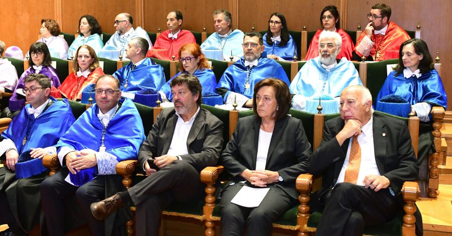 Asistentes ao acto. FOTO: Santi Alvite 