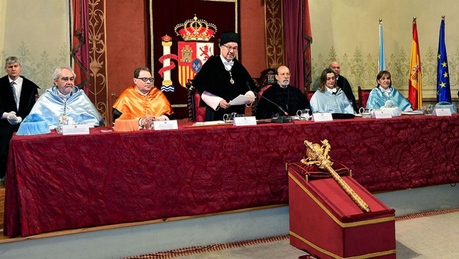 Momento do discurso do reitor Momento do discurso do reitor