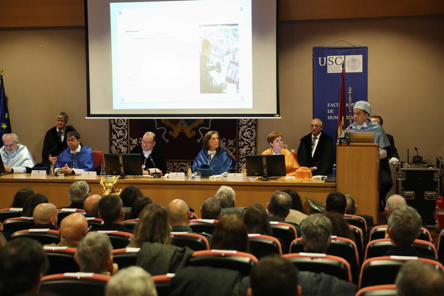 O profesor Varela Zapata foi o encargado de pronunciar a lección mxistral