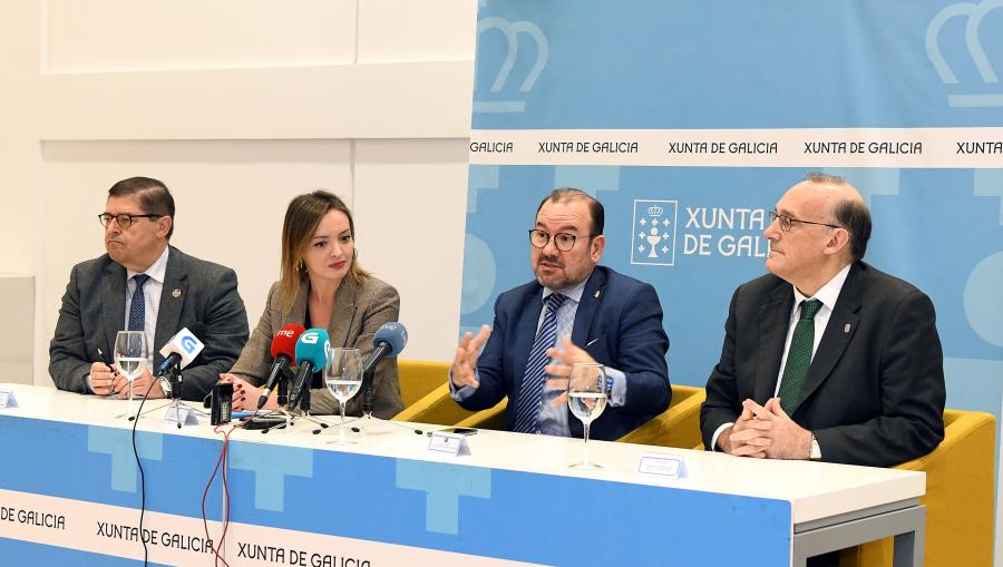 De esquerda a dereita Julio Abalde, Fabiola García, Antonio López e Manuel Reigosa