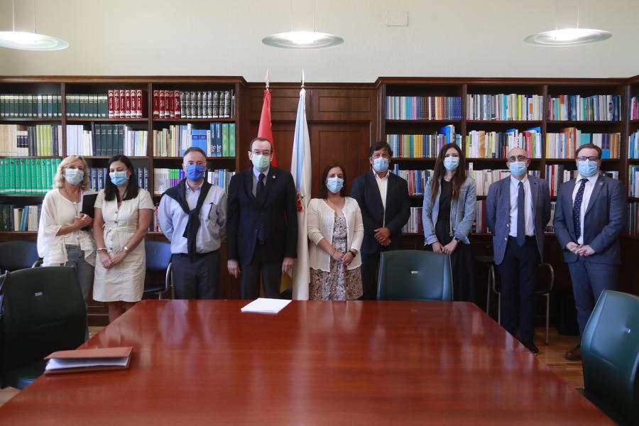 A xuntanza celebrouse na Consellaría coa participación de representantes dos equipos de xerencia e das vicerreitorías de Economía das tres universidades