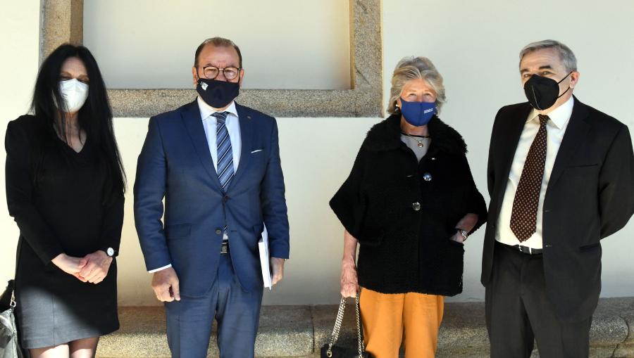 De esquerda a dereita, Carmen Blanco, Antonio López, María Victoria Carvalho e Francisco Cidrás. FOTO: Santi Alvite