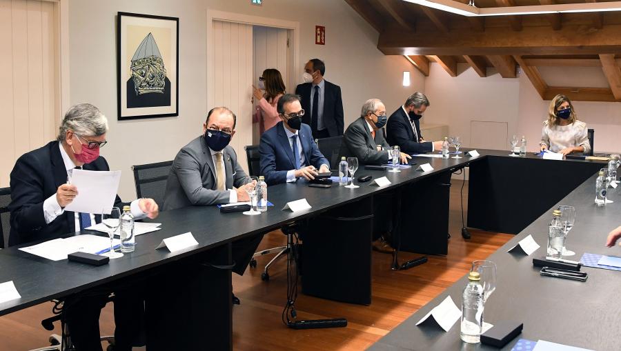 Diálogo sobre o Futuro do Avellentamento