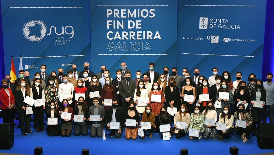 Na edición deste ano, resultaron galardoados cos Premios Fin de Carreira un total de 85 egresados. FOTO: Santi Alvite