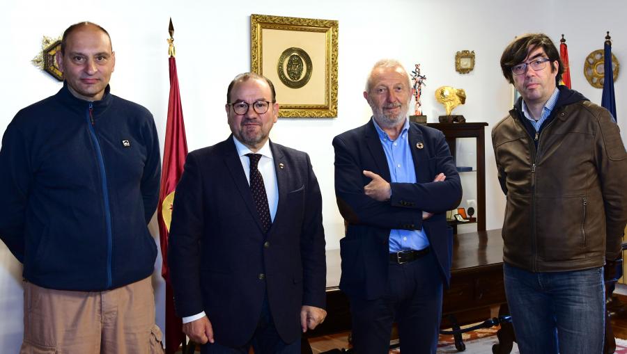 De esquerda a dereita, José Antonio Rodríguez Añón, Antonio López, Arsenio Terrón e César López. FOTO: Santi Alvite