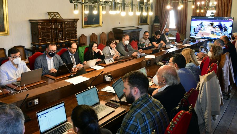 A OEP é froito do acordo con todas as organizacións sindicais no marco da Mesa Xeral de Negociación da USC. FOTO: Santi Alvite