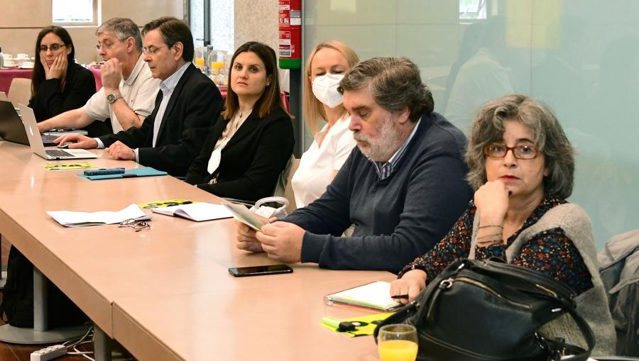 O evento contou con diversos relatores agrupados nos eixos temáticos de cooperación transfronteiriza e interuniversitaria na eurorrexión, e oferta formativa da ‘Universidade sem fronteiras’. FOTO: Santi Alvite