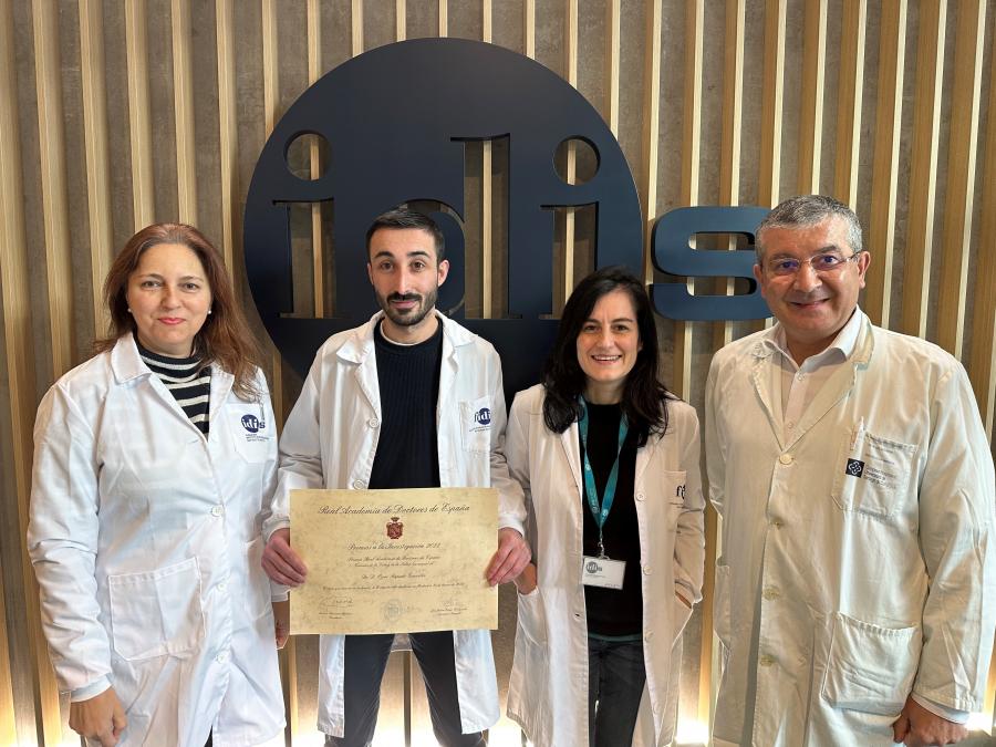 De esquerda a dereita, Mercedes Suárez, Óscar Rapado, Laura Muinelo e Rafael López