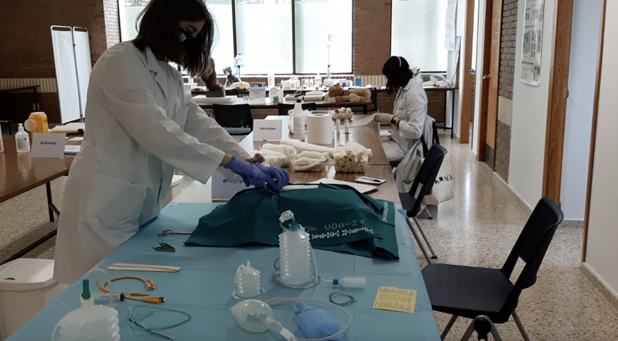 Usuarias do laboratorio de Habilidades Clínicas da Facultade de Veterinaria