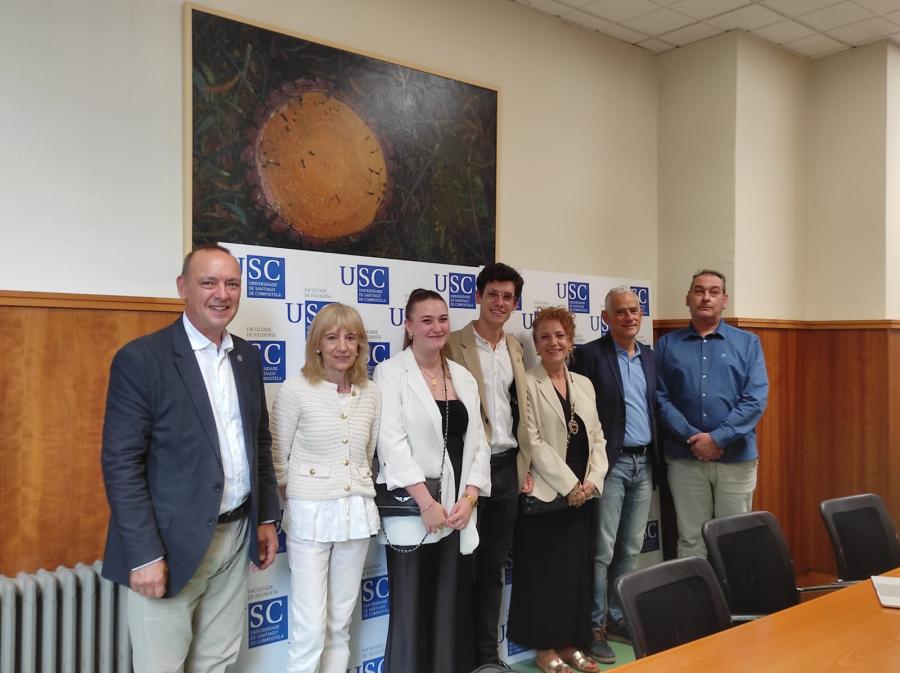 Roberto Fumega, no centro, e Marcelino Agís, primeiro pola esquerda, o día da defensa da tese