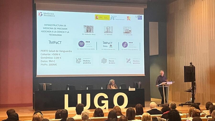 O catedrático Ángel Carracedo pronunciou o relatorio de apertura