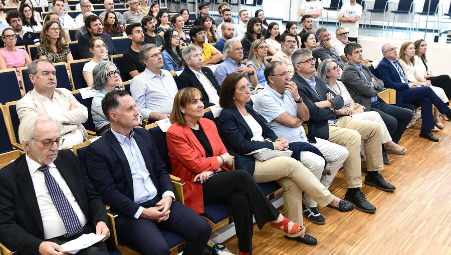 Público asistente ao décimo aniversario do CRETUS. Foto: Santi Alvite