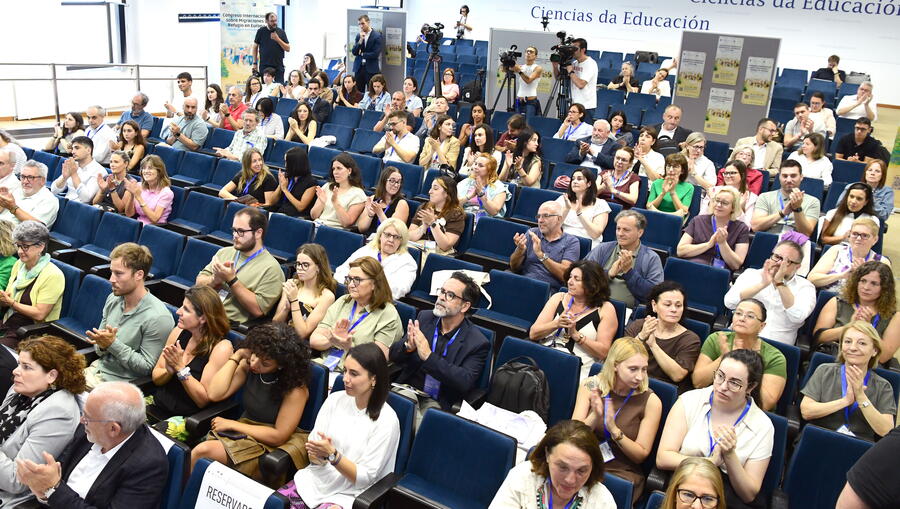 O congreso congrega en Ciencias da Educación máis de 150 persoas. Foto: Santi Alvite