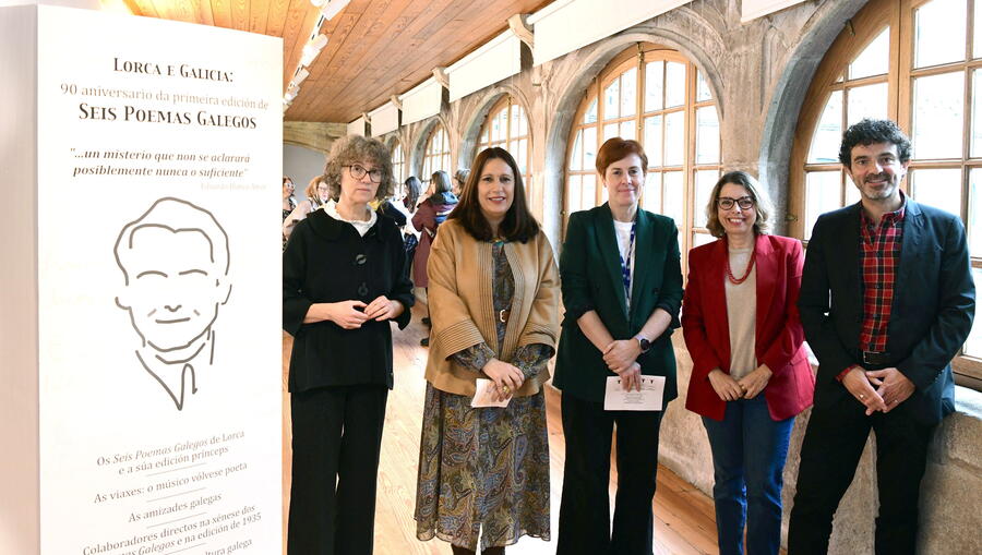 De esquerda a dereita, Cristina Cabada, Natividade González, Pilar Murias, Mabela Casal e Henrique Alvarellos. FOTO: Santi Alvite De esquerda a dereita, Cristina Cabada, Natividade González, Pilar Murias, Mabela Casal e Henrique Alvarellos. FOTO: Santi Alvite