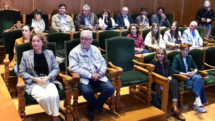 O acto contou coa asistencia de autoridades universitarias e civís. Foto: Santi Alvite