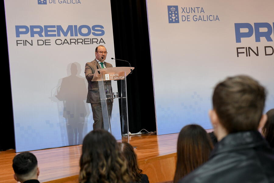 Antonio López durante a súa intervención. FOTO: Mónica Arcay - Xunta 