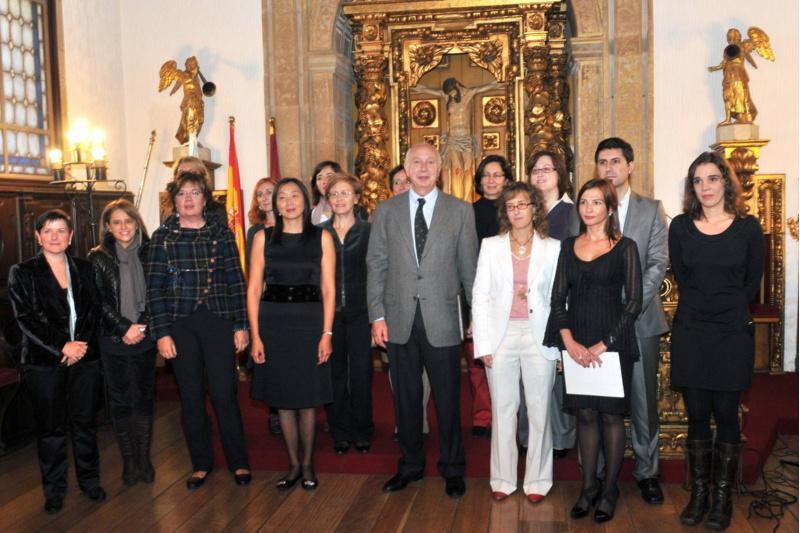 As gañadoras do I Premio á Introdución da Perspectiva de Xénero na Docencia e na Investigación recolleron os seus galardóns