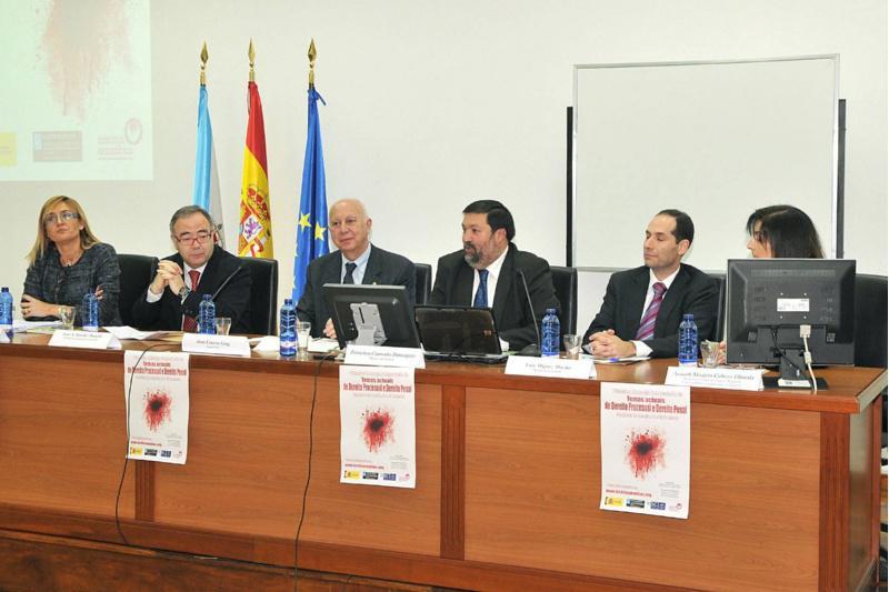 O ministro de Xustiza impartiu a conferencia inaugural das I Xornadas Compostelás de Temas Actuais de Dereito Procesual e Dereito Penal
