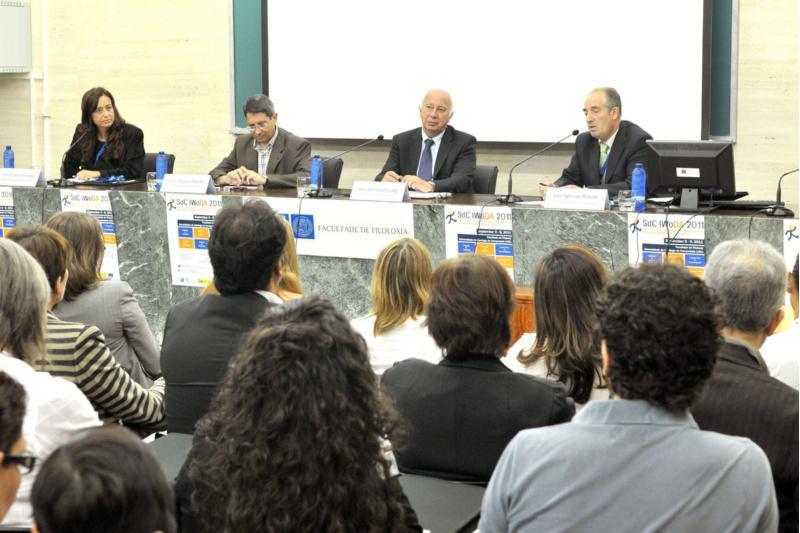 Expertos internacionais en análise do discurso inician un encontro en Filoloxía