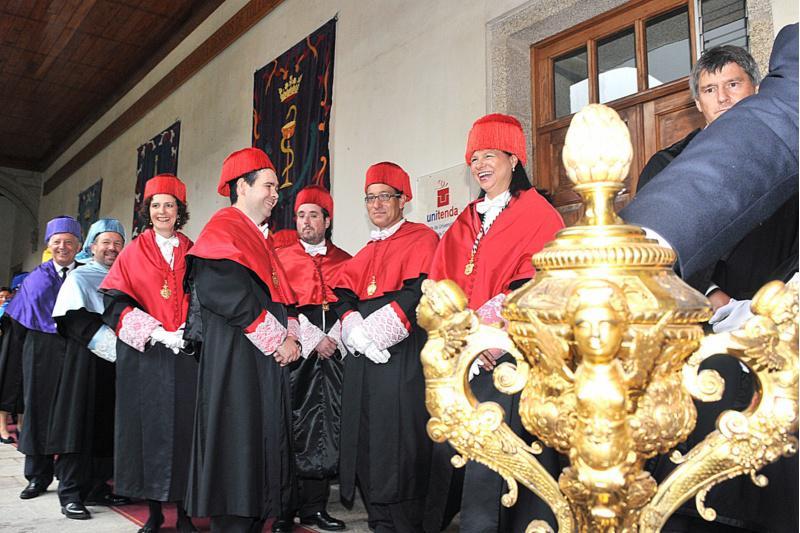 A USC reivindica o seu papel transformador da sociedade na inauguración do novo curso