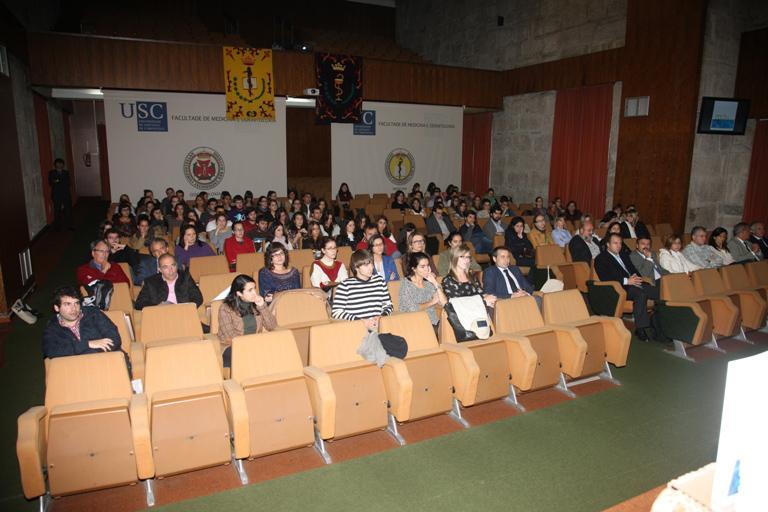 O Manual de higiene oral para personas con discapacidad achega información útil para profesionais, familiares e coidadores