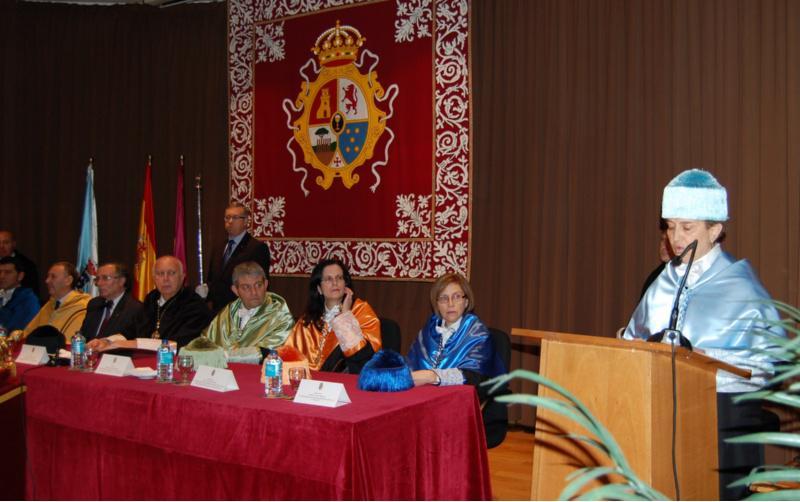 O reitor Juan Casares presenta a USC como “unha institución xeradora de confianza”