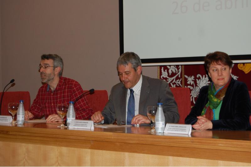 García Herradón destaca “o dinamismo e a capacidade de adaptación” de Humanidades na festa do patrón 