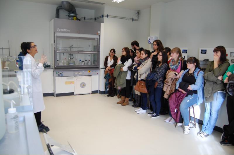 Ciencias rexistra un interese crecente pola súa oferta de graos e ve consolidado o seu máster en prevención de riscos laborais