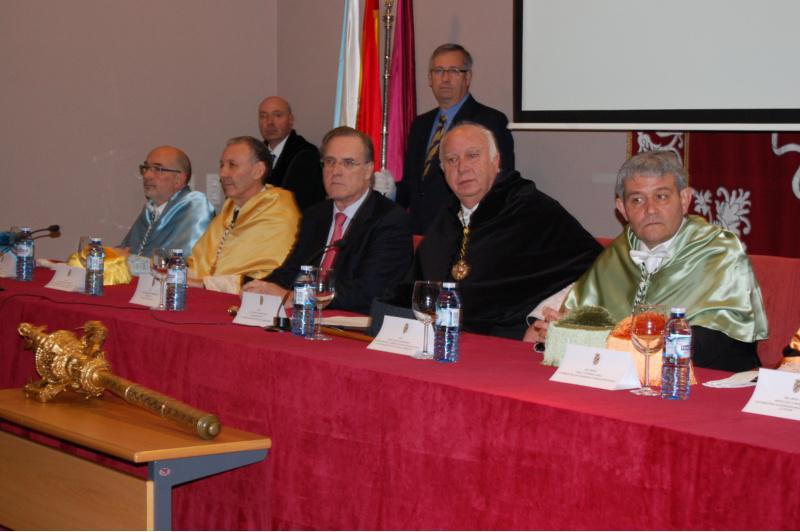 Casares apela á recuperación dos valores éticos da Universidade para mellorar o benestar e as condicións de vida da humanidade