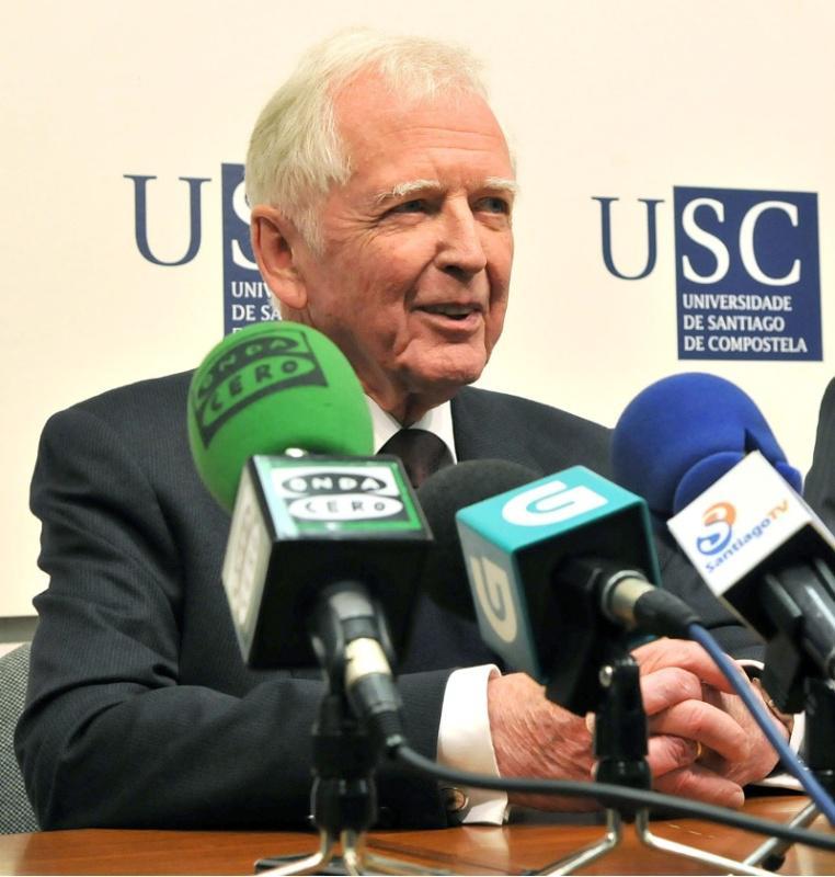 Harald zur Hausen: “Ao redor do 20% dos cancros teñen a súa orixe en infeccións” Harald zur Hausen: “Ao redor do 20% dos cancros teñen a súa orixe en infeccións”